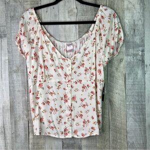 No Boundaries Size XL(15-17)Milkmaid Floral V-Neck Button Front Shirred Back Top